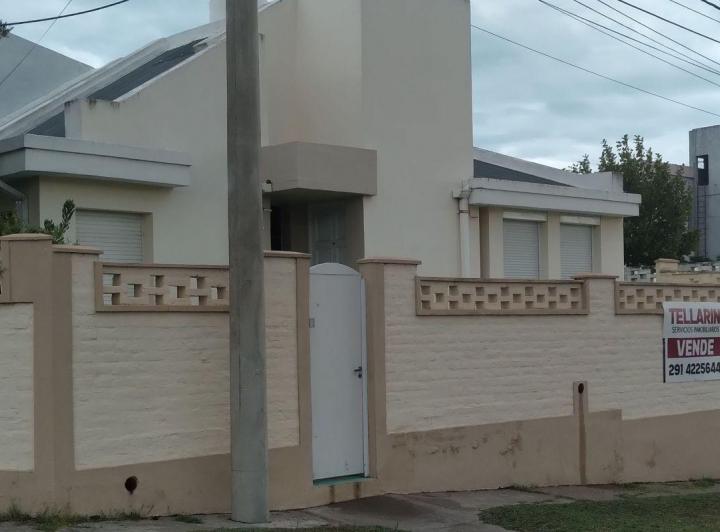 Casa · 115m² · 2 Ambientes · 1 Cochera