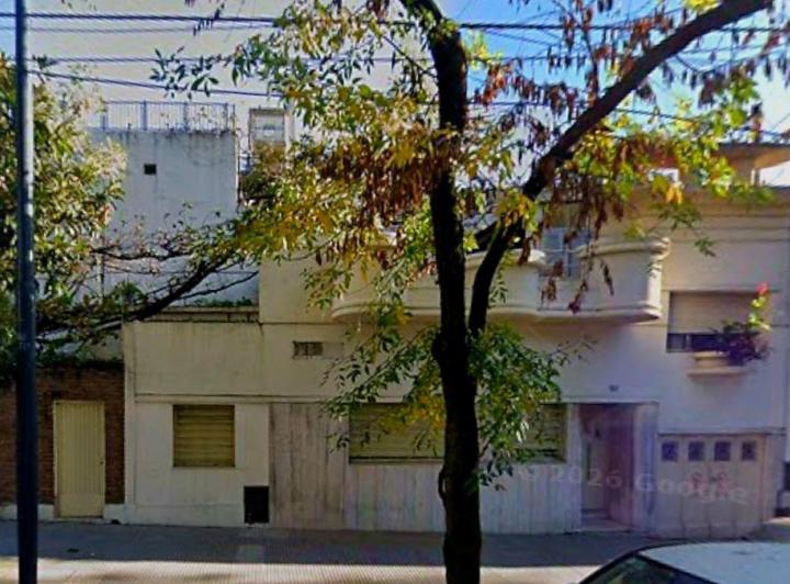 Casa · 120m² · 5 Ambientes · 2 Cocheras