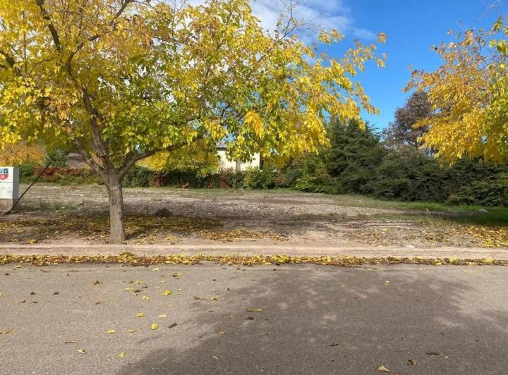 Terreno · 1122m²