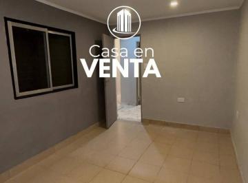 Casa · 5 Ambientes · Vendo. Casa y Departamento Semi Céntrico con Entradas Independientes. Concordia, Er.
