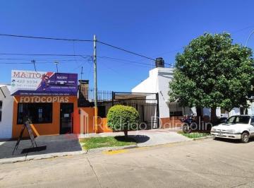 Casa · 100m² · 3 Ambientes · Vendo. Casa con Local en Av Las Heras, Concordia, Entre Ríos