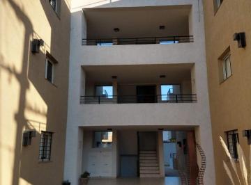Departamento de 4 ambientes, Córdoba · Enormes! Inmejorable Precio U$s 55.000 - 3 Dorm 2 Bños