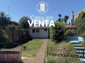 Casa · 3 Ambientes · 2 Cocheras · Vendo. Casa Semi Céntrica. Concordia, Er.