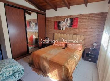Casa · 123m² · 4 Ambientes · 2 Cocheras · Vendo. Casa en Barrio Nebel. Concordia, Er.