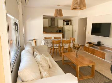 Departamento de 3 ambientes, Pinamar · Depto en Alquiler Temporario en Pinamar con Amplia Terraza y Estacionamiento