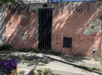 Oficina comercial · 76m² · 3 Ambientes · Casa a Reciclar en Oportunidad
