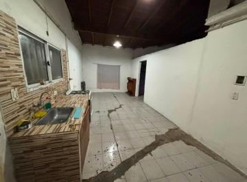 Foto 1 · Venta PH a Reciclar 2 Ambientes con Cochera Descubierta Barrio Jose Hernandez