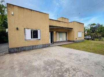 Quinta vacacional de 5 ambientes, Junín · Casa Quinta en Alquiler de 1 m² Ubicado en Junín