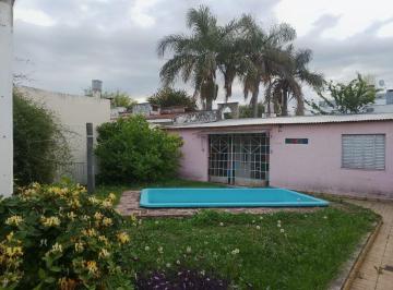Casa de 5 ambientes, Córdoba · Alquilo Casa Alto Alberdi + de 3 Dorm - Pileta - Cochera - Hermosa!