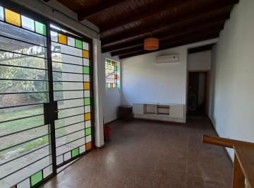 Casa · 139m² · 5 Ambientes · 2 Cocheras · Casa en Venta en Dorrego