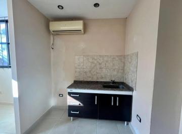 Departamento de 2 ambientes, Lanús · Depto Planta Baja con Patio y Cochera Propia – Apto Credito