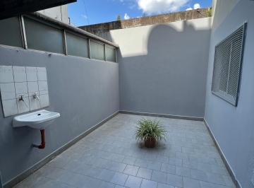Departamento de 2 ambientes, Liniers · Departamento 2 Ambientes con Patio - Planta Baja