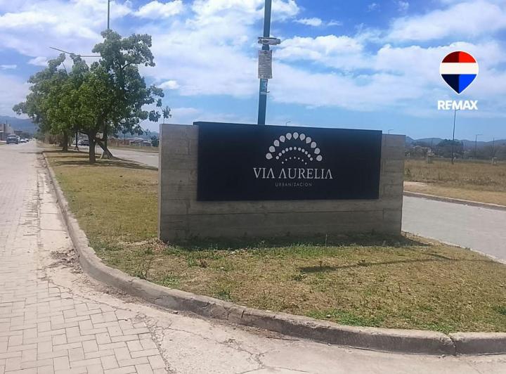 Terreno · 324m²