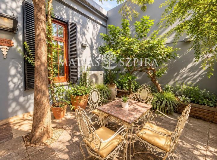 Casa · 90m² · 4 Ambientes · 1 Cochera