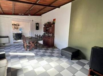 PH de 3 ambientes, Lomas de Zamora · PH en Venta. Posibilidad de Permuta.