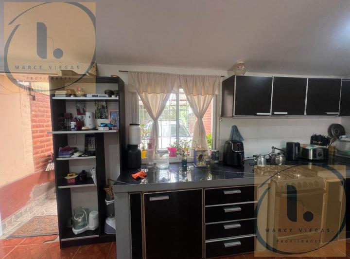 Casa · 144m² · 5 Ambientes · 1 Cochera