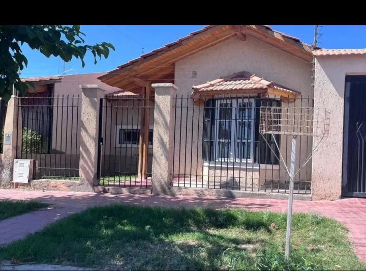 Casa · 137m² · 2 Dormitorios · 2 Cocheras