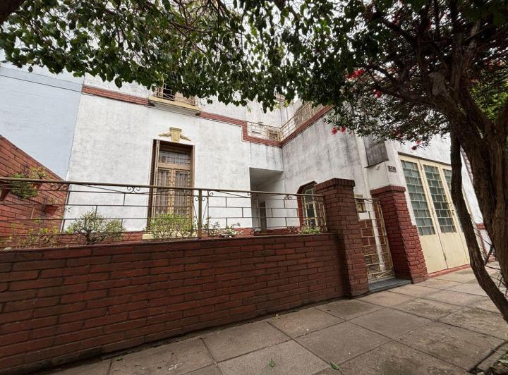 Casa · 136m² · 4 Ambientes · 1 Cochera