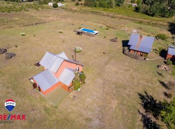 Quinta vacacional · 228m² · 5 Dormitorios · 1 Cochera · Venta Dos Casas de Campo Zona La Elena Tandil