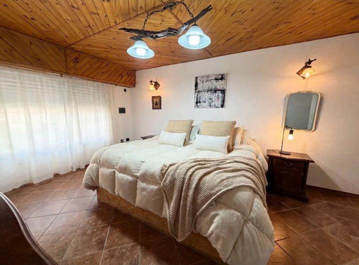 Casa · 120m² · 5 Ambientes · 1 Cochera