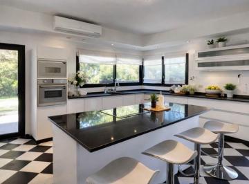 ISN-ISN-2994_2 · Casa en Venta Raco 3 Dorm.