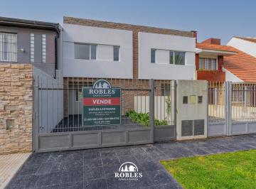Casa · 166m² · 3 Ambientes · Duplex a Estrenar en El Barrio Punta Mogotes