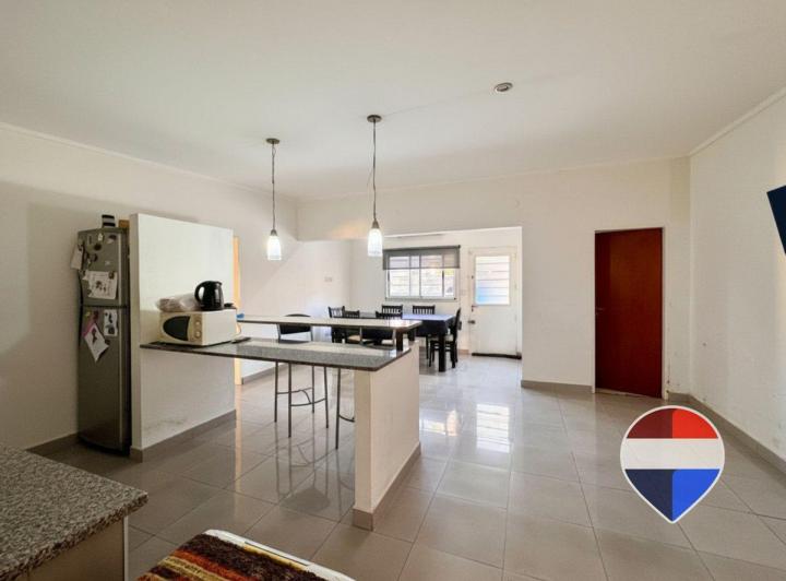 Casa · 160m² · 5 Ambientes · 1 Cochera
