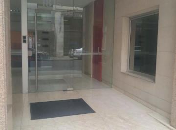 Departamento de 1 ambiente, Balvanera · Impecable Estado! Monoambiente - Frente - Balcón - Amenities (Sum - Parrilla - Gimnasio) 30 m²