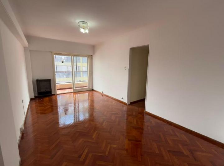 Departamento · 64m² · 4 Ambientes · 1 Cochera
