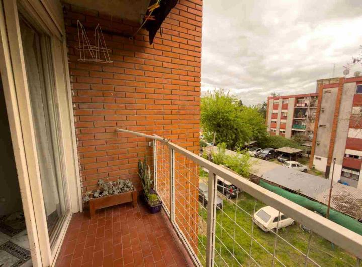 Departamento · 63m² · 5 Ambientes · 1 Cochera