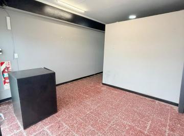 Local comercial · 30m² · Local a La Calle - Zona Puerto - Alquiler 24 Meses - Mar del Plata