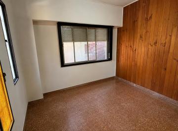 Casa · 119m² · 4 Ambientes · 1 Cochera · Casa en Venta 4 Ambientes en Acassuso