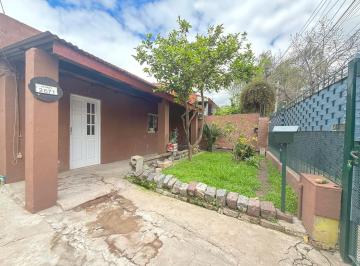 Casa · 110m² · 4 Ambientes · 1 Cochera · Oportunidad, Casa Para Refaccionar Sobre Lote Propio de 210 m² en Boulogne