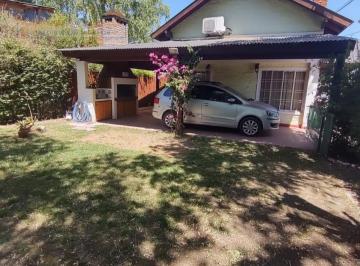 Casa · 80m² · 4 Ambientes · 1 Cochera · Alquiler Casa Doble Lote en El Barrio Cerrado Weekend - Escobar