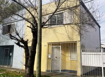Departamento · 90m² · 4 Ambientes · Duplex de Dos Habitaciones en Venta