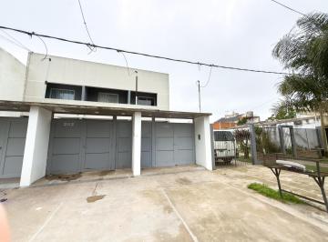 PH · 75m² · 3 Ambientes · 1 Cochera · Duplex en Venta en La Plata de 2 Dorm. Cochera y Patio