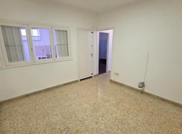 Departamento · 35m² · 2 Ambientes · Imperdible: Dpto 2 Amb en Planta Baja con Patio, Expensas Bajas y Excelente Ubicacion: Emilio Castro