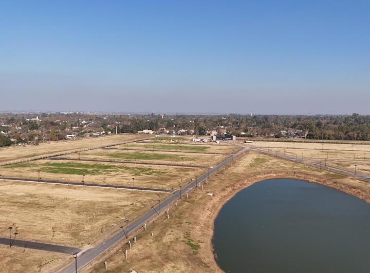 Terreno · 600m²