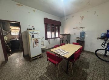 Casa · 75m² · 3 Ambientes · 1 Cochera · Casa 3 Ambientes Venta William Morris Parque