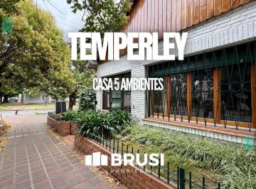 Casa · 167m² · 5 Ambientes · 1 Cochera · Casa en Venta en Temperley - 5 Ambientes