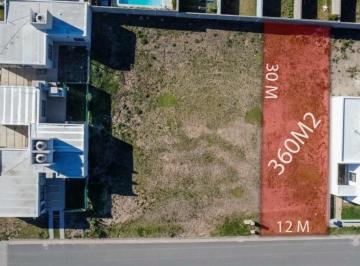 Terreno · 360m² · Terreno en Docta Av