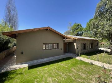 GMR-GMR-60_2 · Casa 5 Ambientes. | Av Julio a Roca Al 800