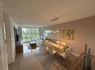 Departamento · 45m² · 2 Ambientes · 1 Cochera · Alquiler Temporario de Apartamento en Torre One I, Playa Brava