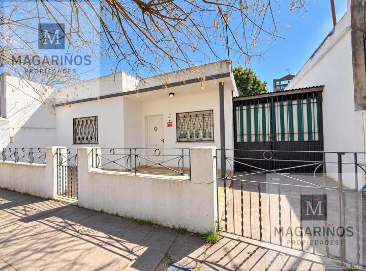 Casa · 500m² · 4 Ambientes · 1 Cochera