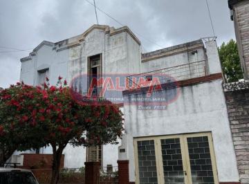 MLM-MLM-3278_2 · Casa Ex Municipal de 4 Ambientes con Cochera, Patio y Terraza