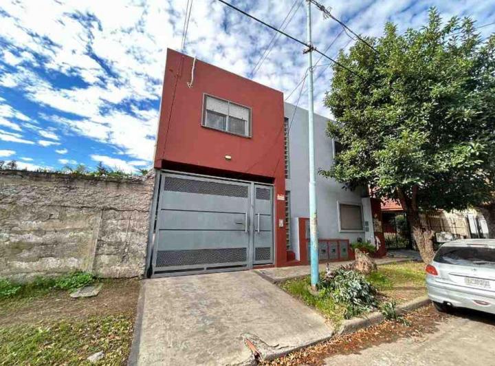 Departamento · 50m² · 2 Ambientes · 1 Cochera
