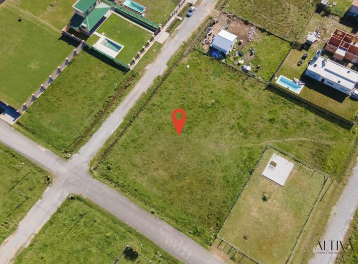 Terreno · 600m²