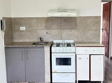 Edificio · 55m² · 1 Cochera · Alquiler 2 Ambientes Semi Centro