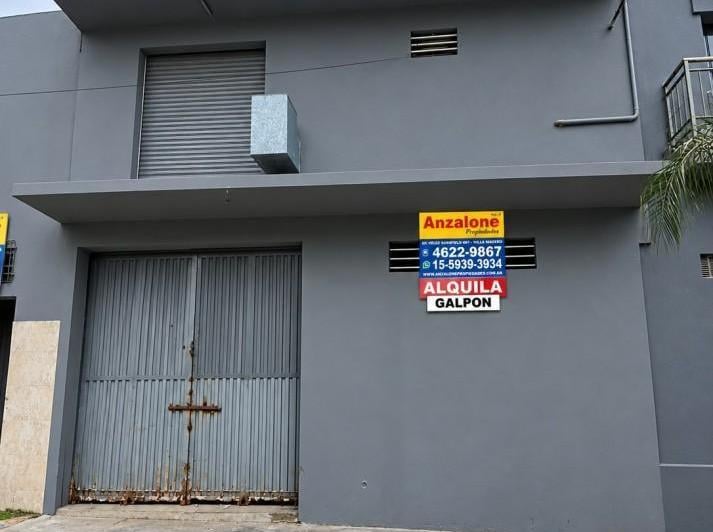 Bodega-Galpón · 350m²