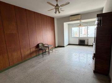 Departamento de 3 ambientes, Quilmes · Se Vende Tres Ambientes, con Baulera y Dependencia